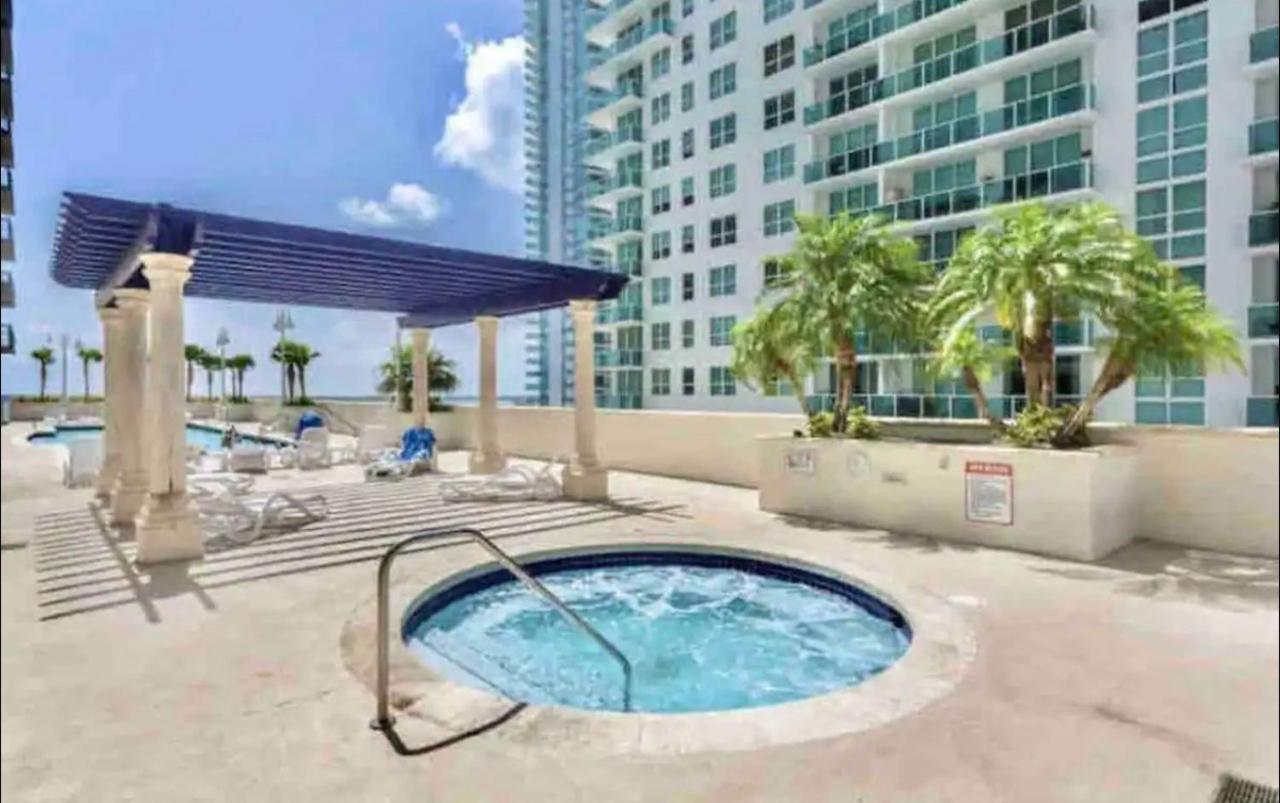 Apartment Stunning 2br Brickell-waterviews-freeparking *