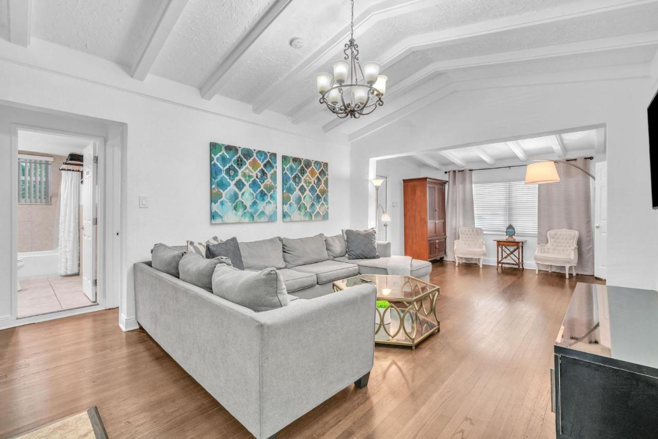 Casa Santorini - Chic 4 2 Near Grove & Brickell * Miami