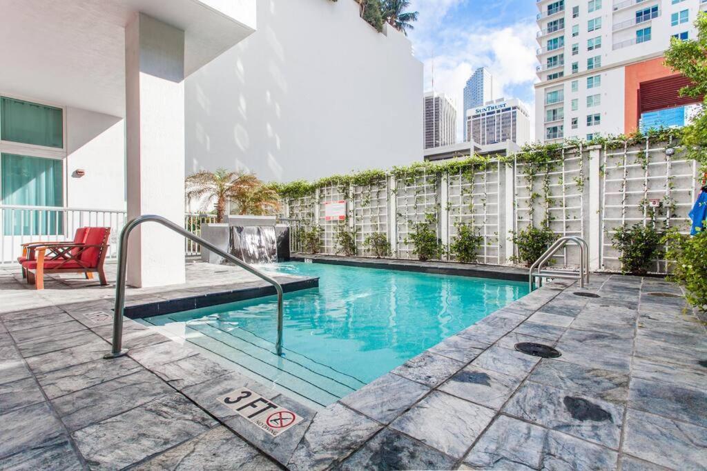 Super Convenient 1br In Downtown 4 P 1708 Miami