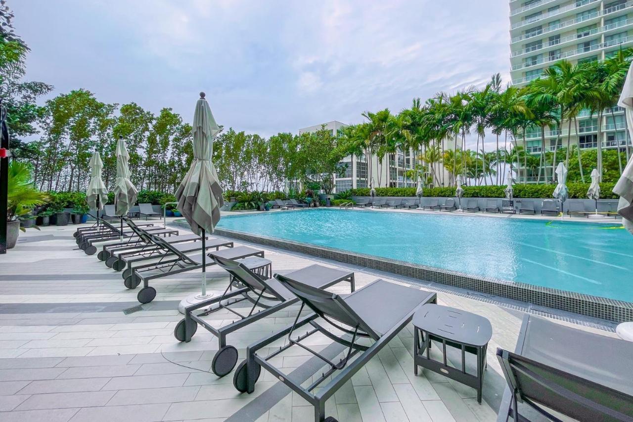 Unwind In Your Amazing View Apartment *