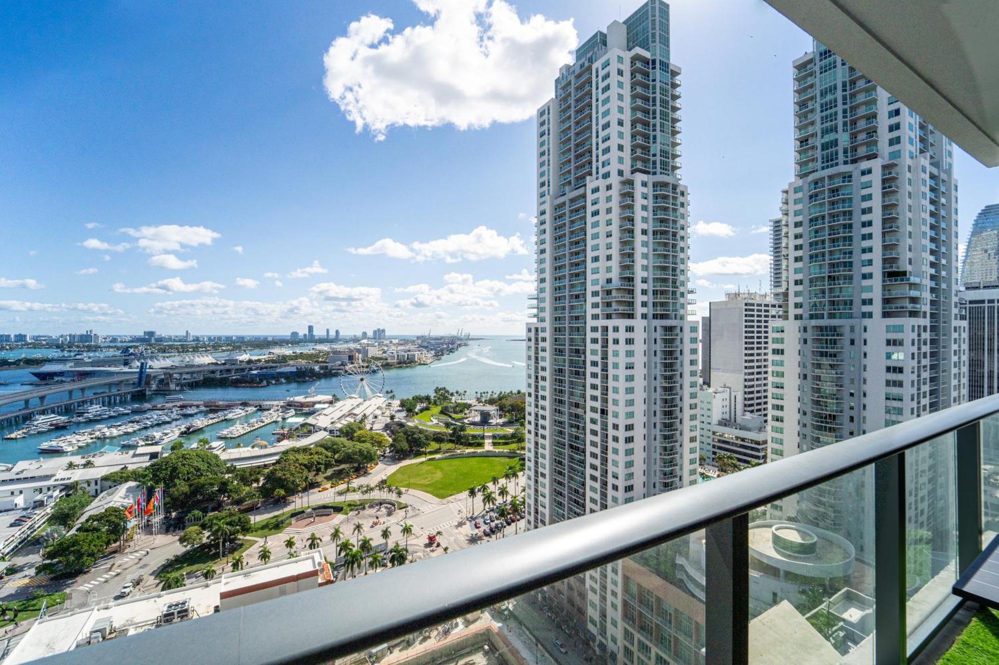 Apartment Devereaux Luxury One-bedroom And Miami