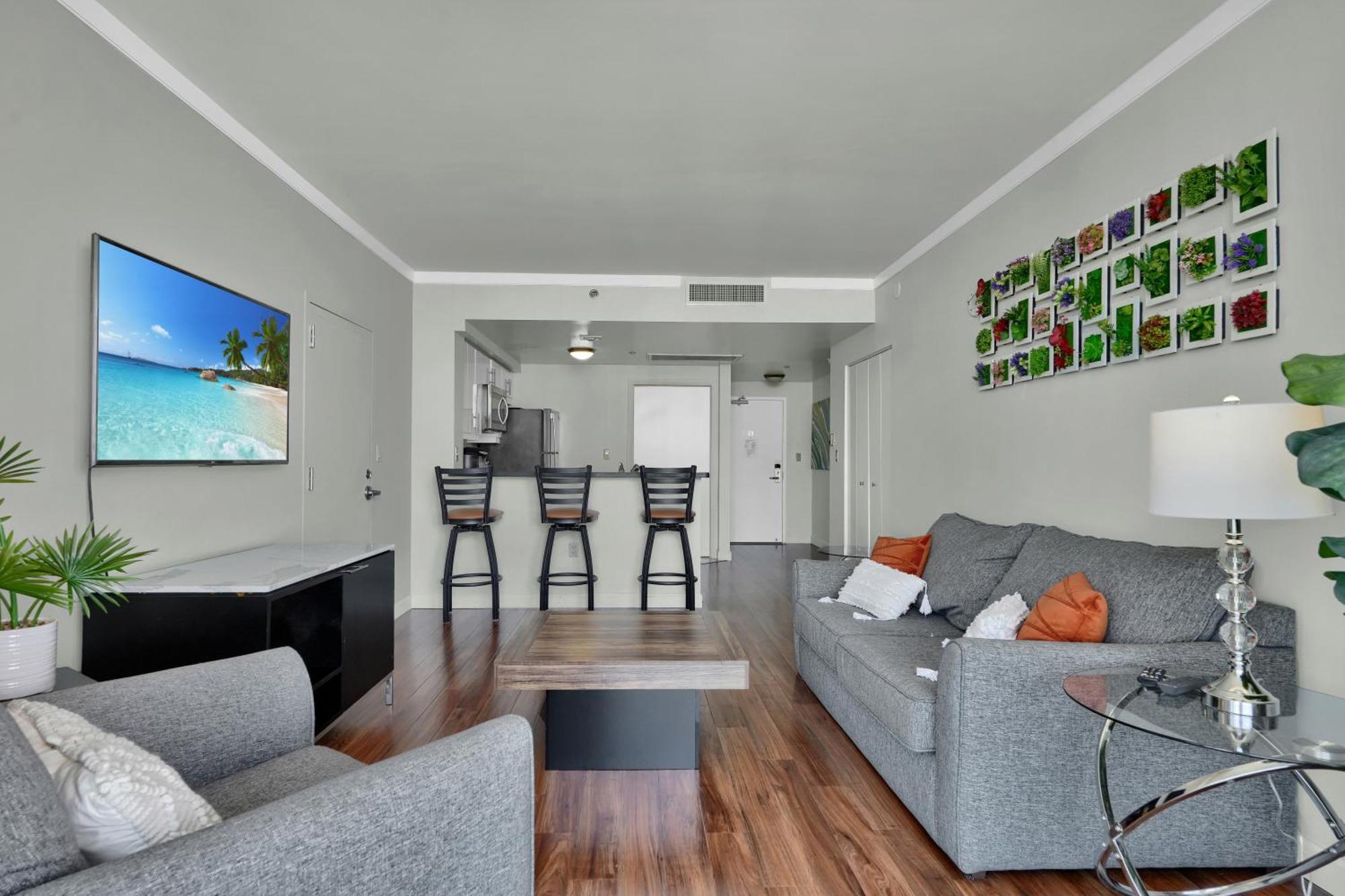 Spectacular Bay View 1 Bed 2 Baths In Grove Holiday home Miami