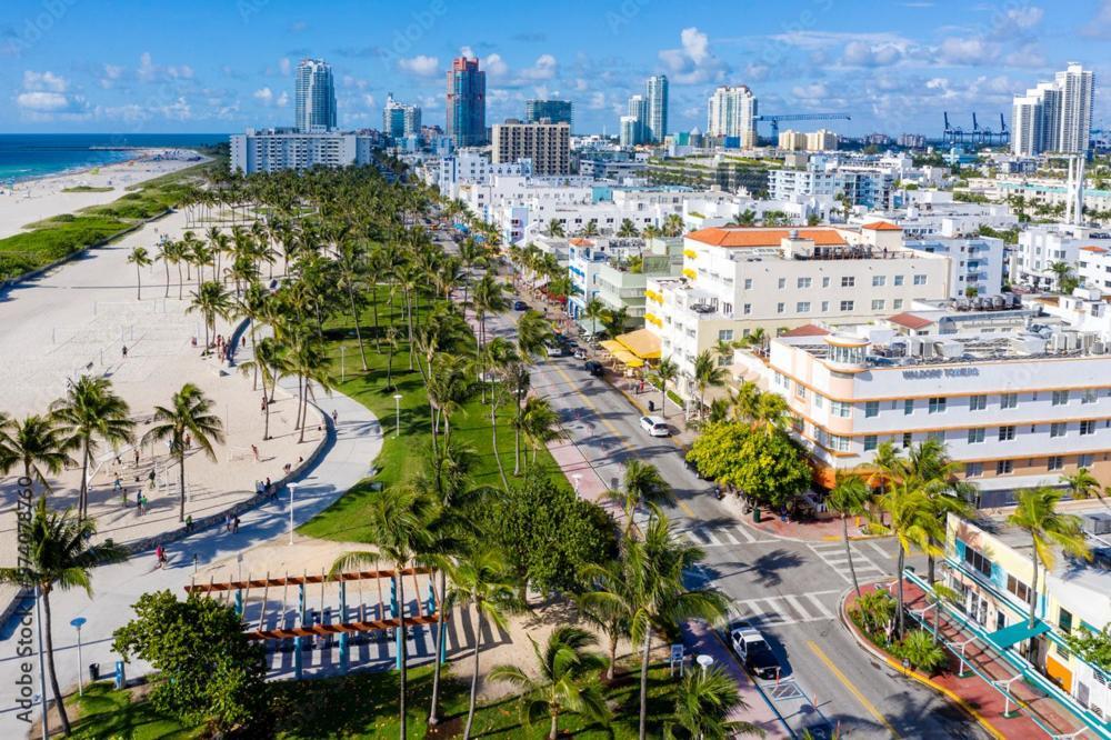 Gorgeous Private Room, Near The Airport - Free Parking - 01 Miami
