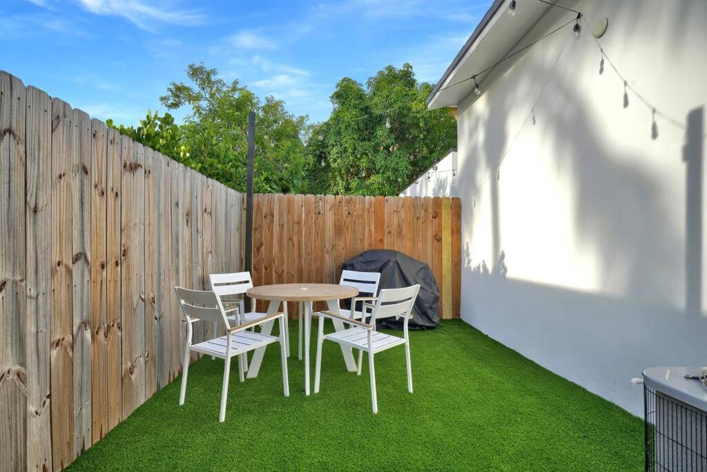 2 In Villa *