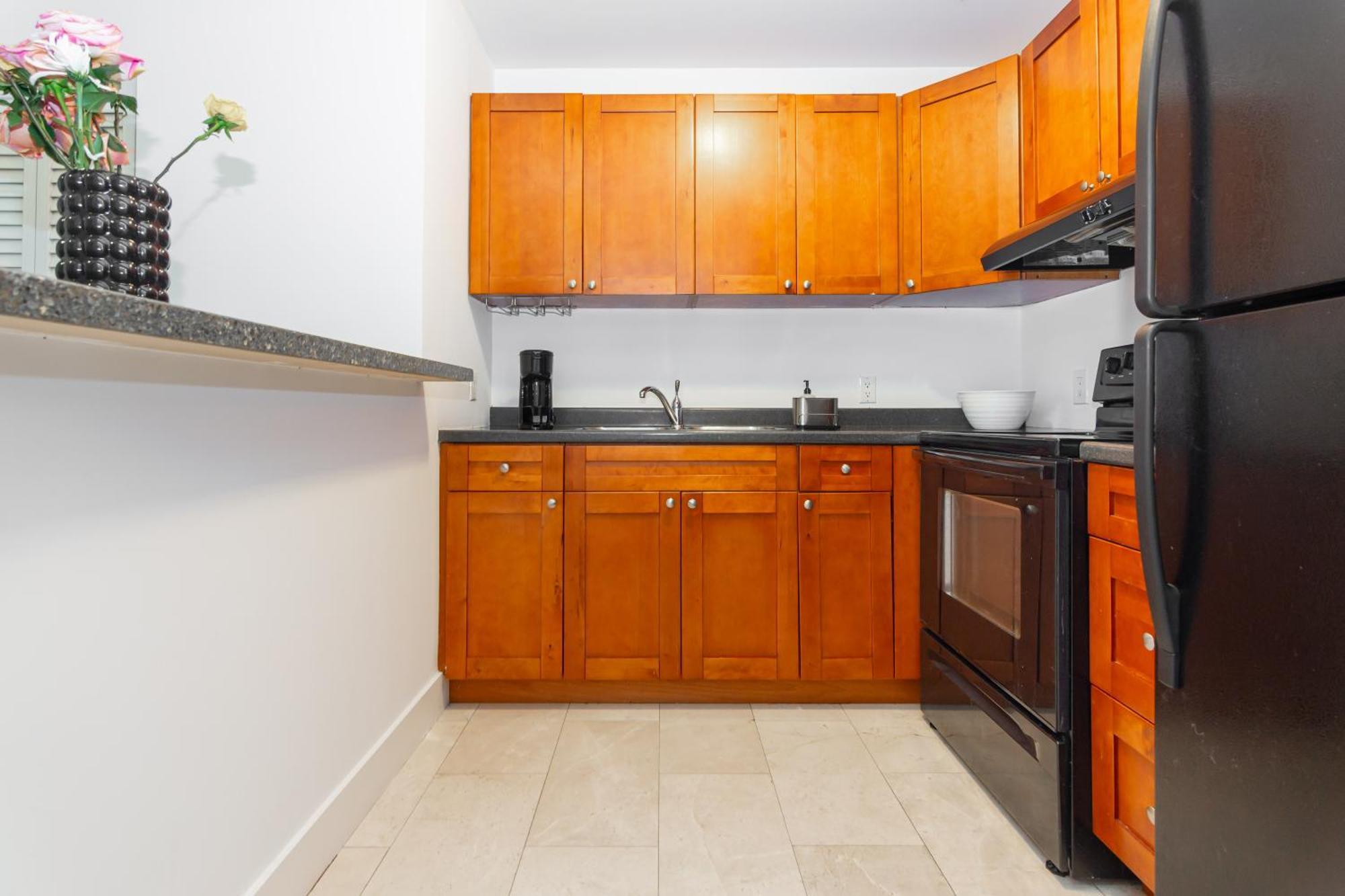 1 Bdrm - Heart Of Downtown - 5 Min To Wynwood Apartment