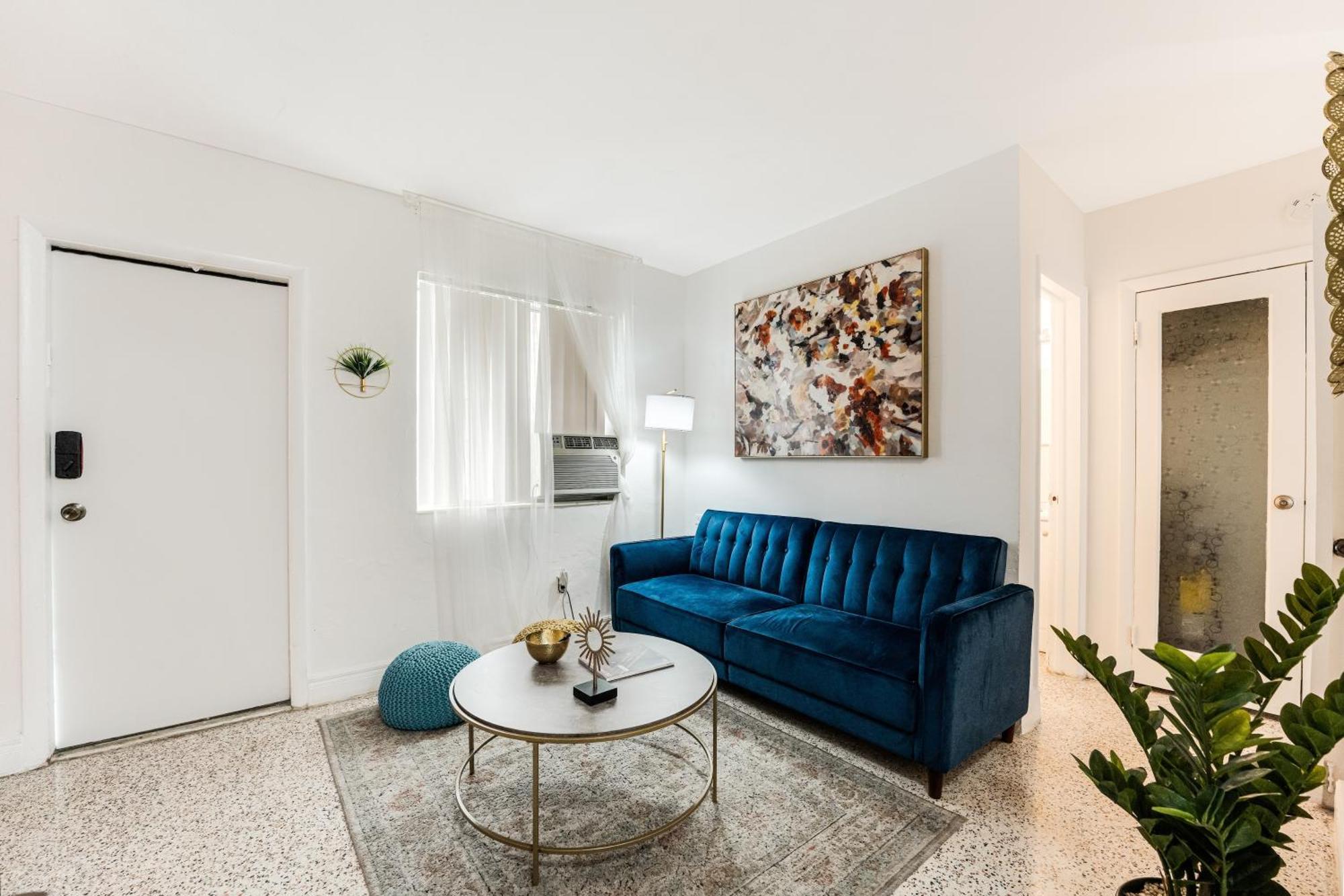 Chic 1br With Free Parking 5 Min To Brickell Miami