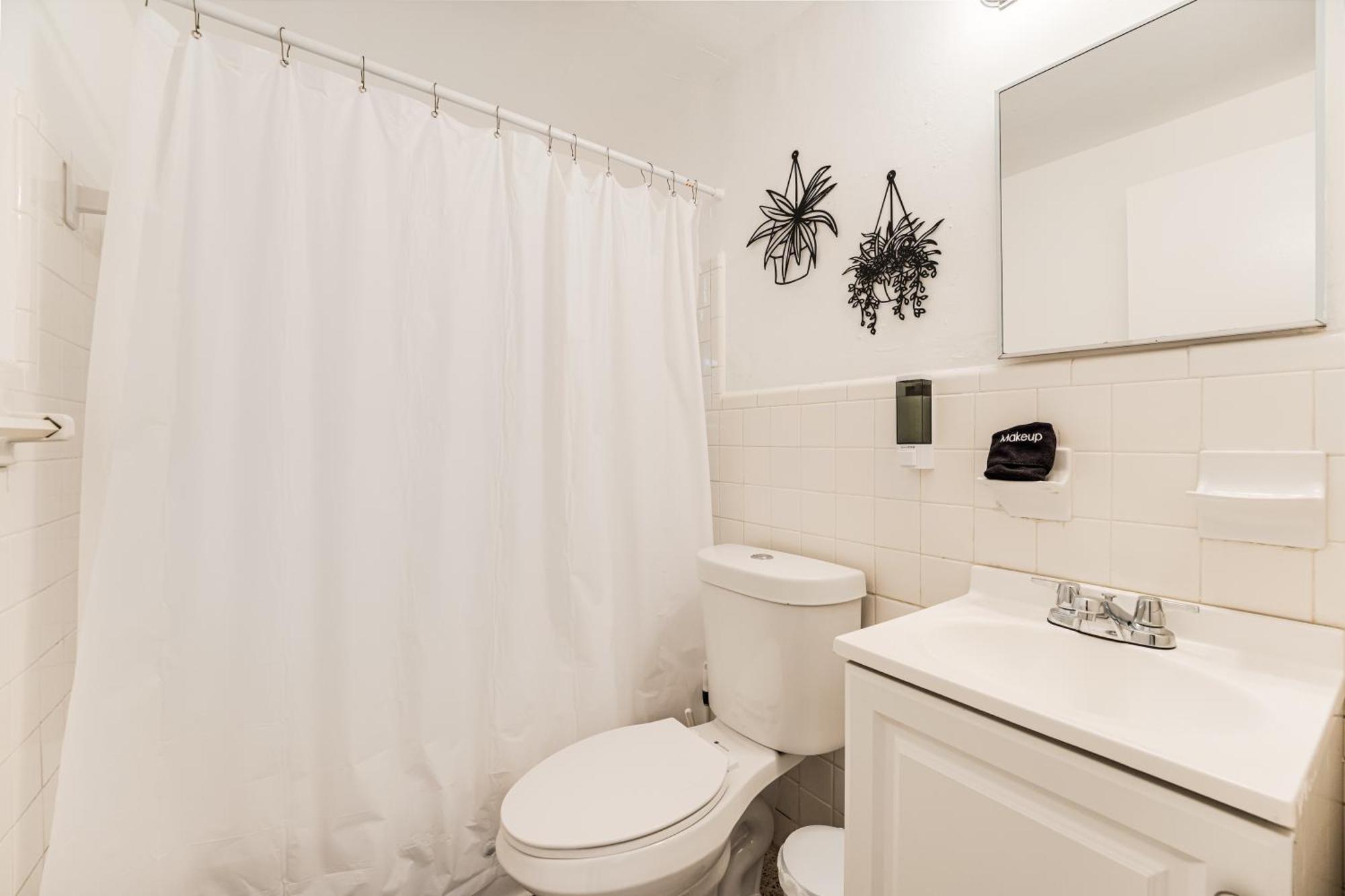 Chic 1br With Free Parking 5 Min To Brickell *