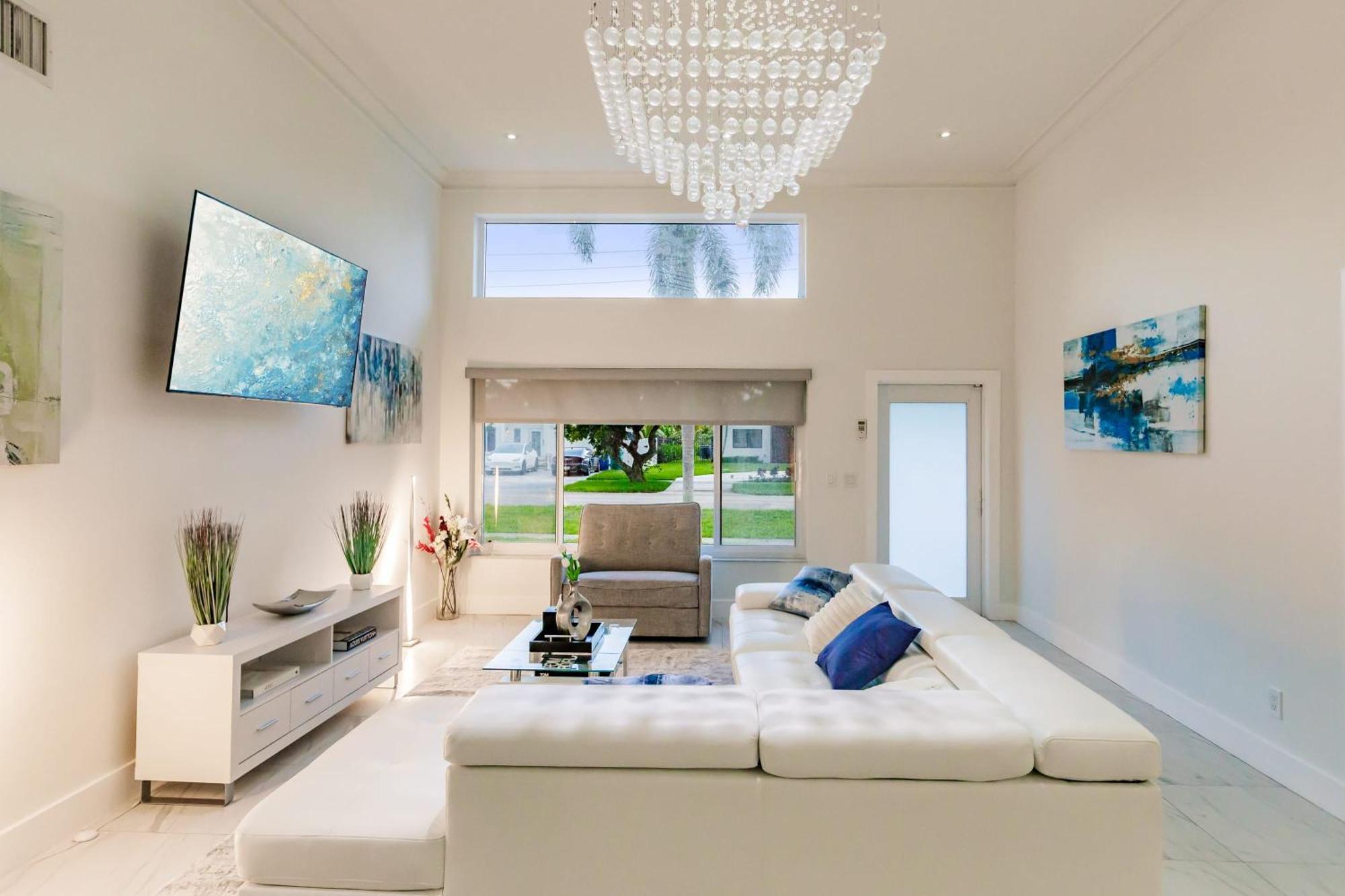 Uhost Ai - Luxurious 5b W Pool & Lounge * Miami
