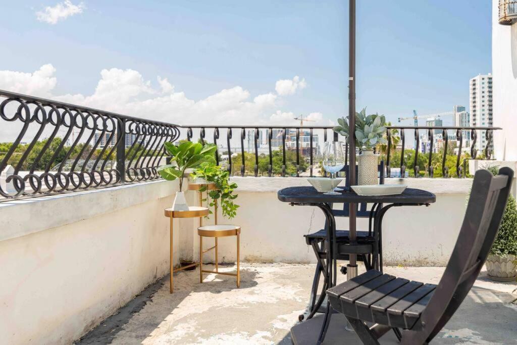 Downtown 1-br With Balcony - 5 Minutes To Wynwood * Miami