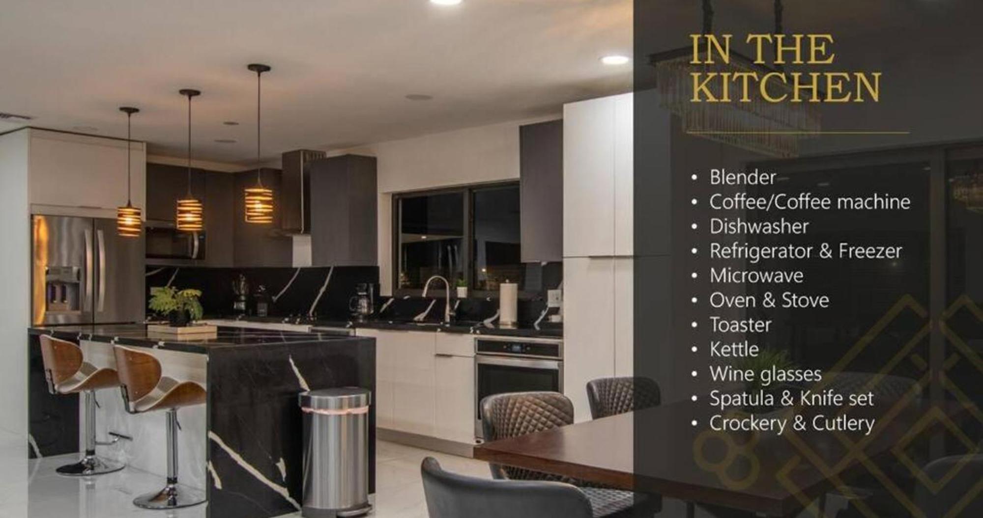 Luxurious Retreat With Tennis And Soccer Courts Tgh Villa