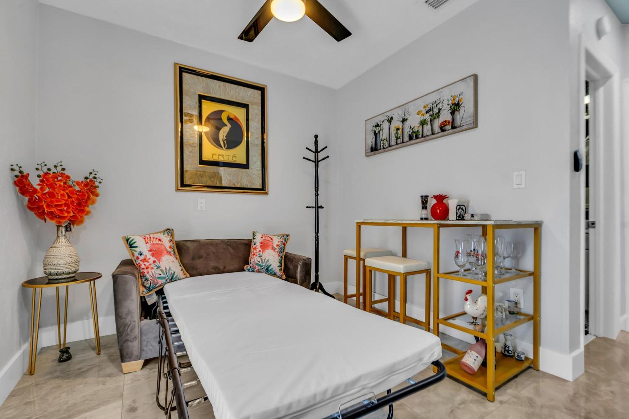 Little Gables Studio-your Escape-10min Airport Apartment Miami