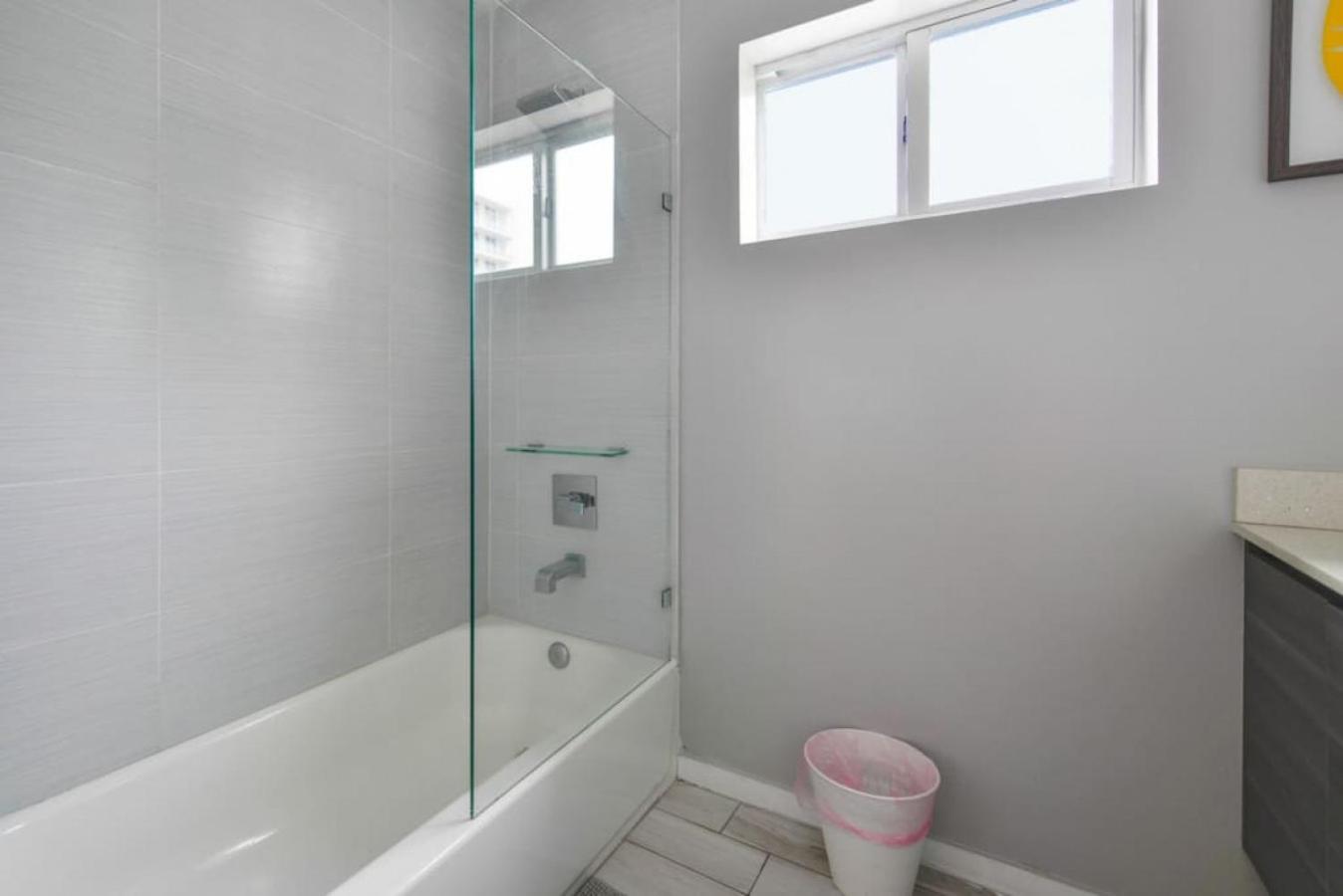 Wynwood Amazing Sleeps 5 Close To