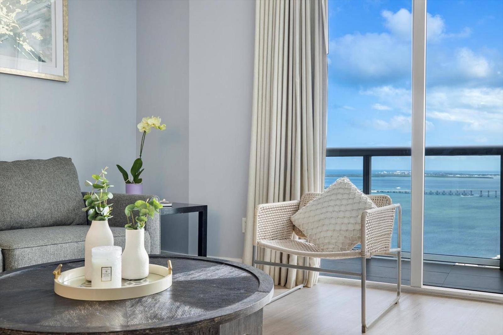 Marvelous In Brickell Apartment
