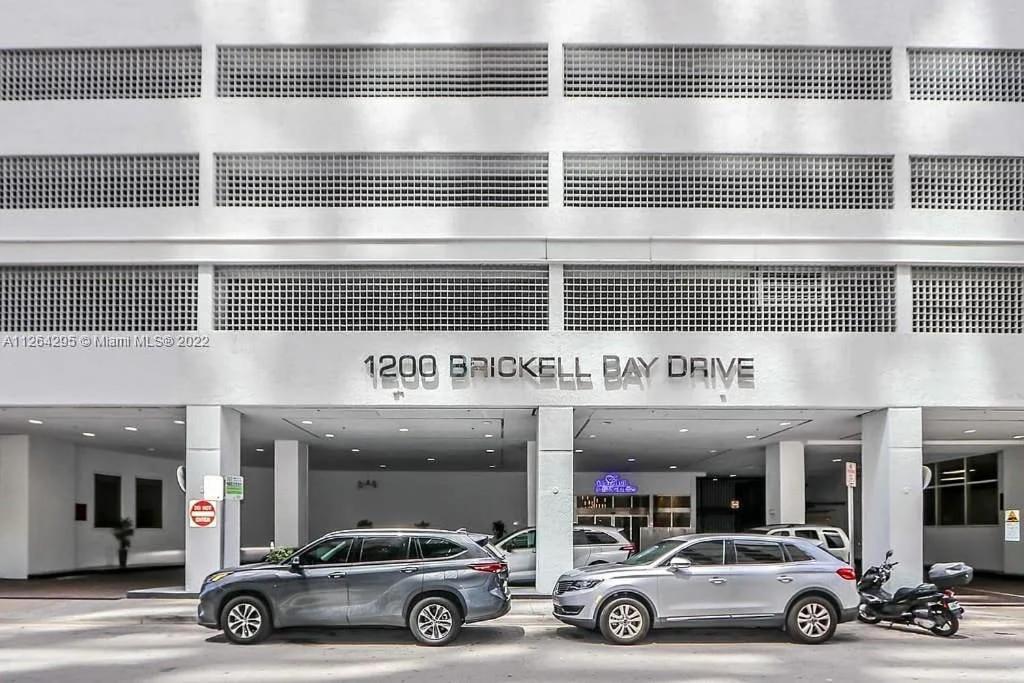 Amelie Brickell * Miami