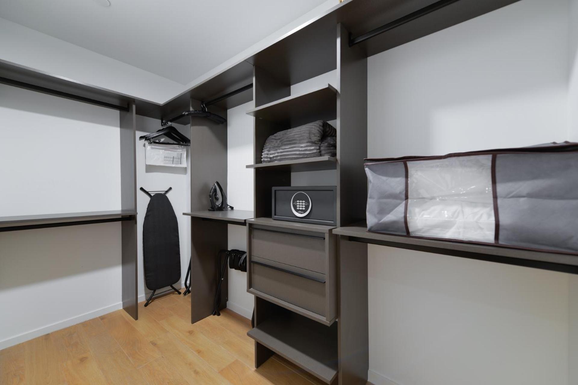 Luxury Apt With Amazing City Views All Of