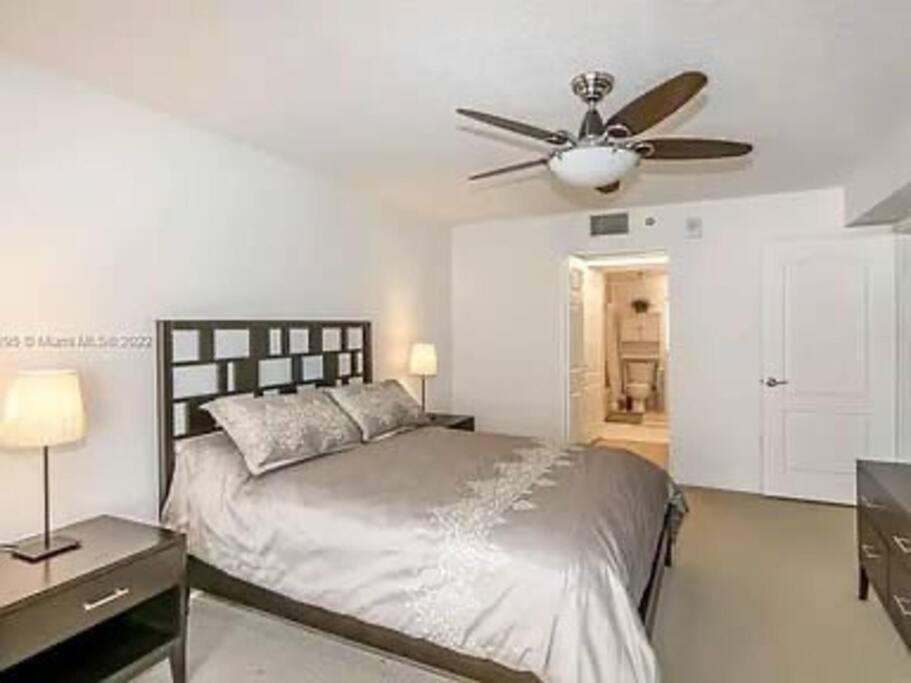 Amelie Brickell Miami