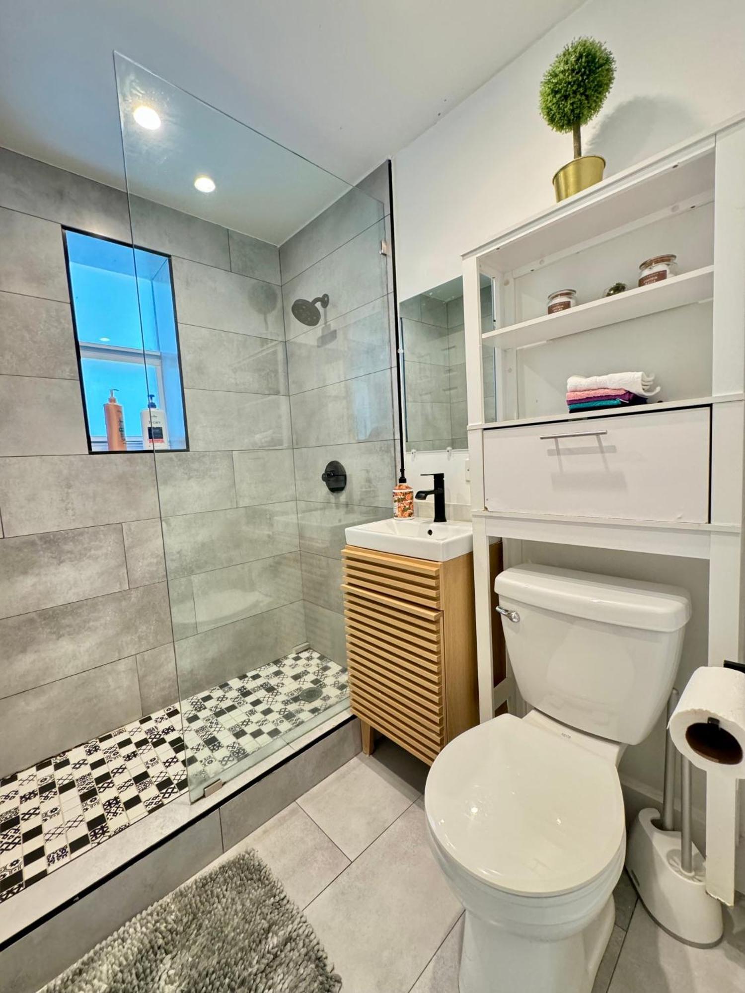 Hot Tub House On Golf Course! 10 Mins To The Holiday home *