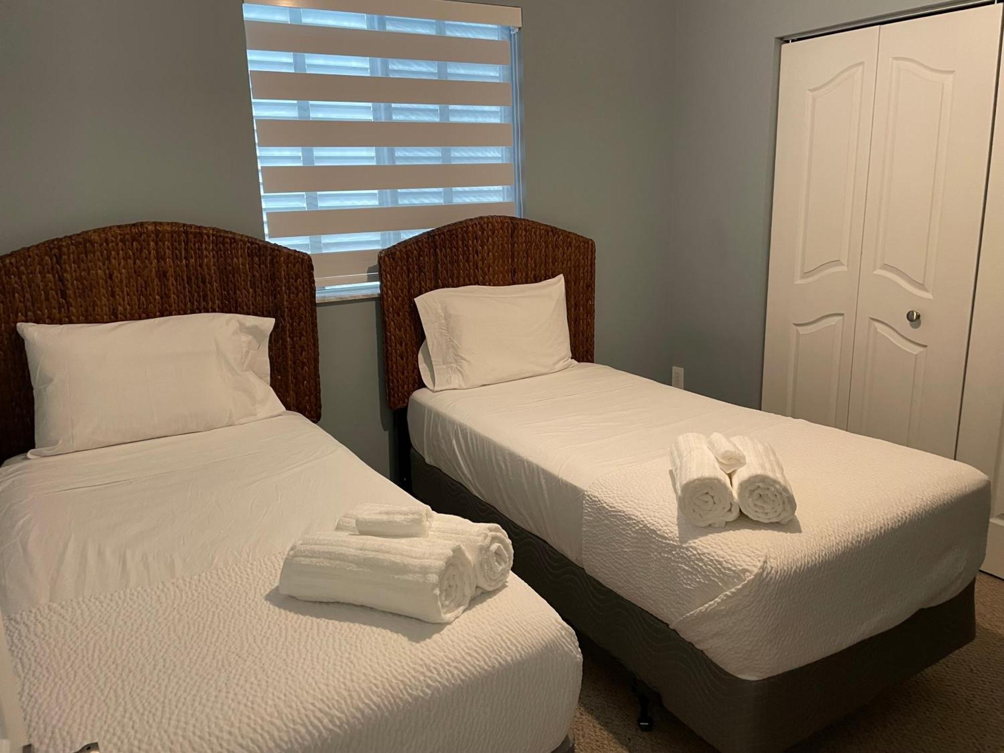 Holiday home Big Beautiful House With Heated Pool Miami