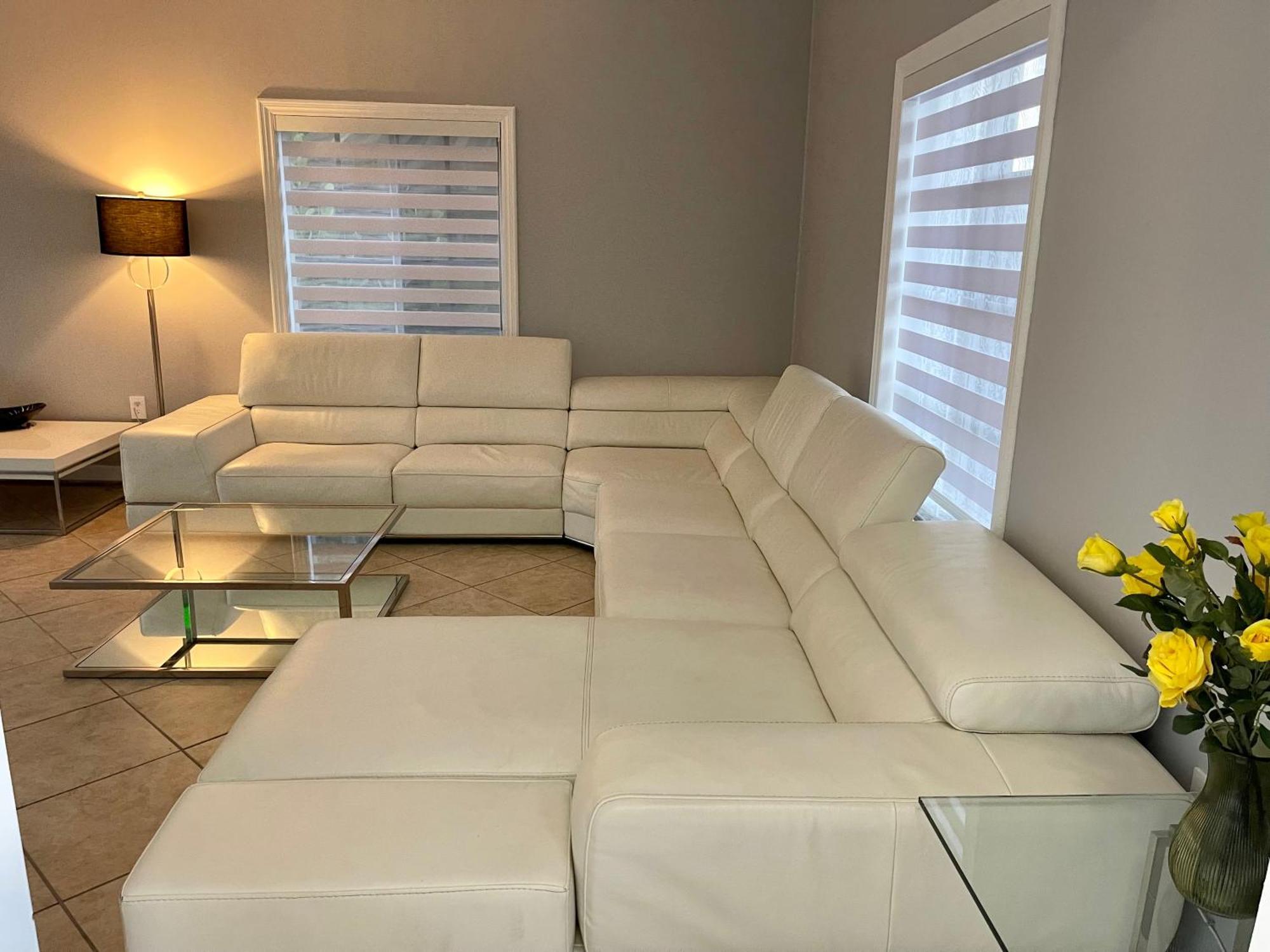 Big Beautiful House With Heated Pool Holiday home Miami