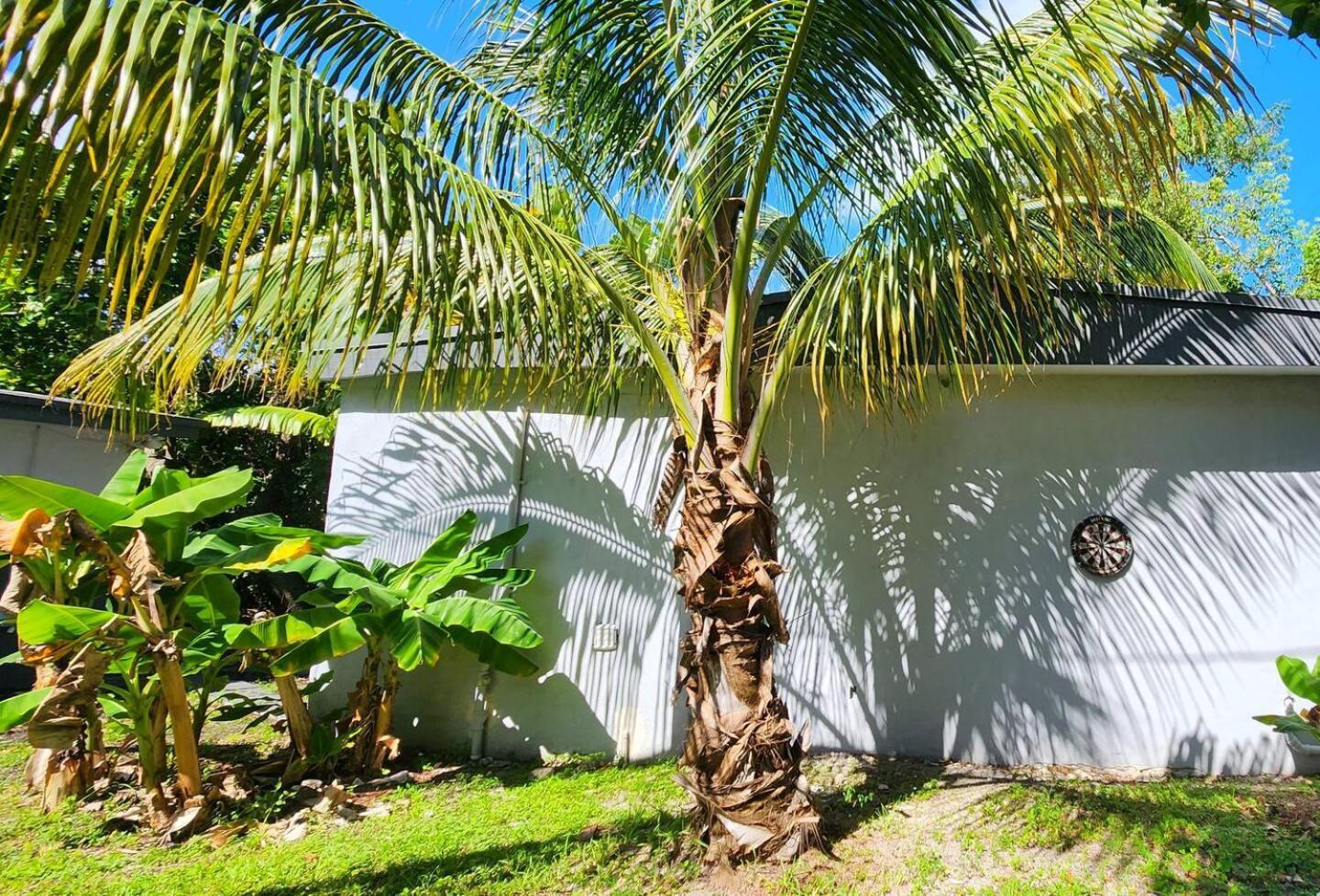 4 Bd Separate In Design District Villa *