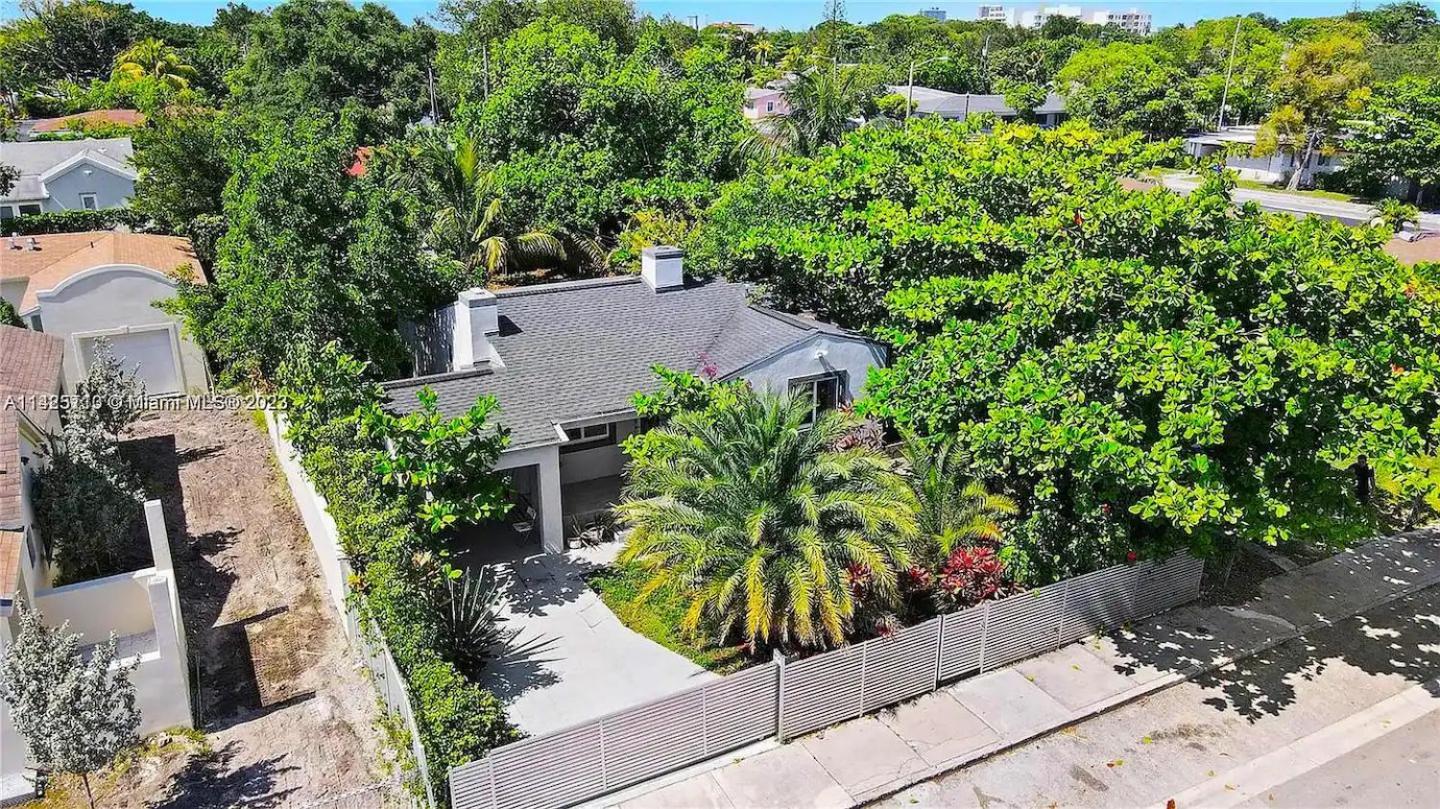 4 Bd Separate In Design District Villa *