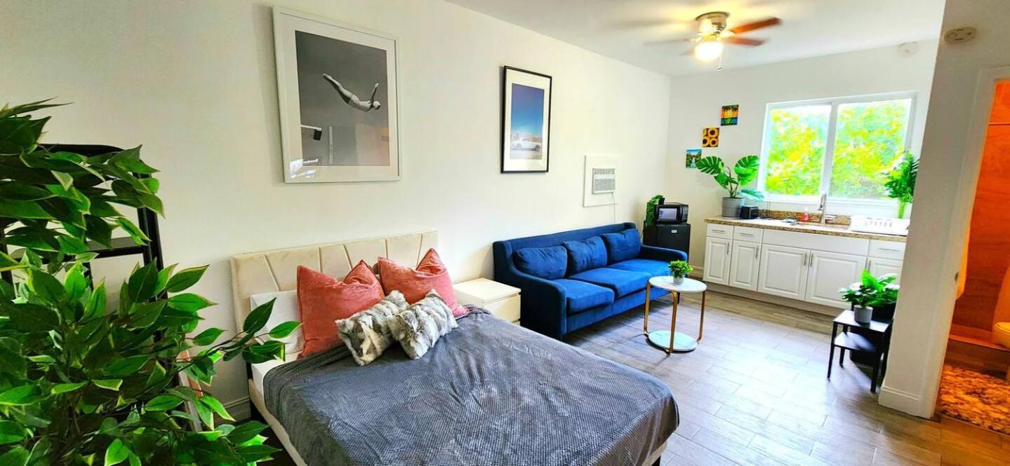4 Bd Separate In Design District Miami