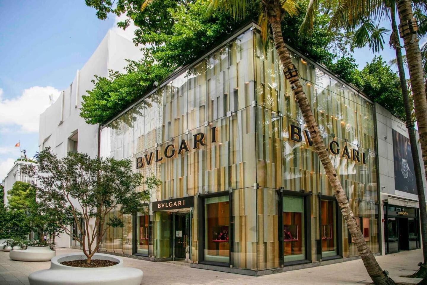 4 Bd Separate In Design District Villa Miami
