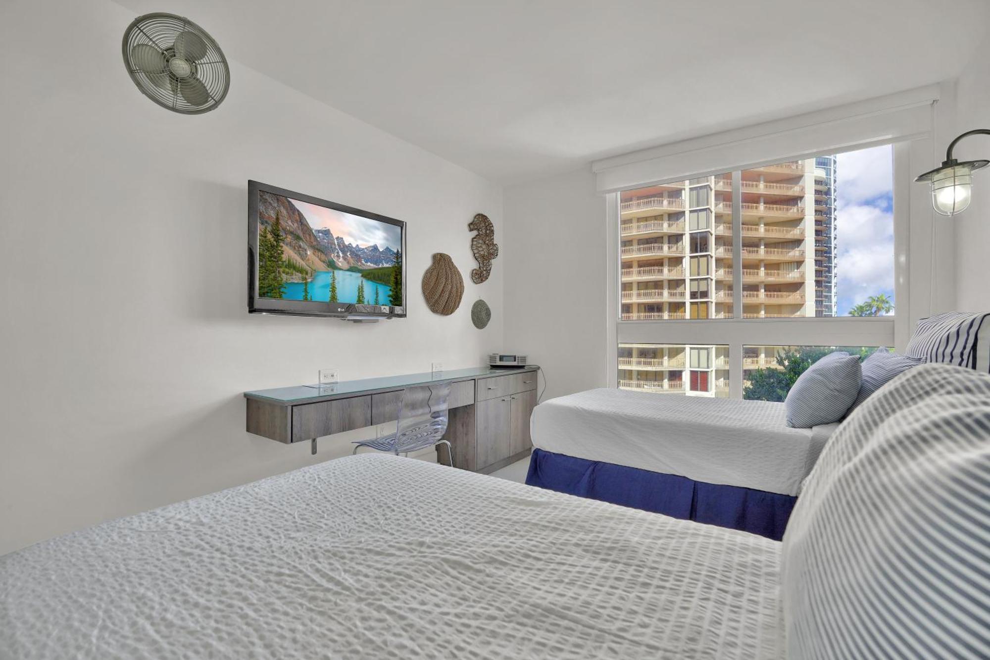 Gorgeous Spacious 2bed 2bath Bayview In Grove Holiday home Miami