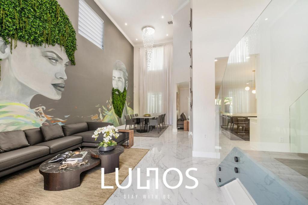 Luxury Oasis - Heated Pool, Game Extravaganza L44 Holiday home