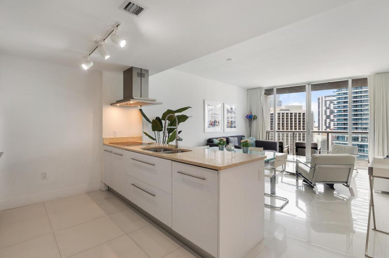 ** W Icon Brickell-luxury Unit- Free Spa** Apartment Miami