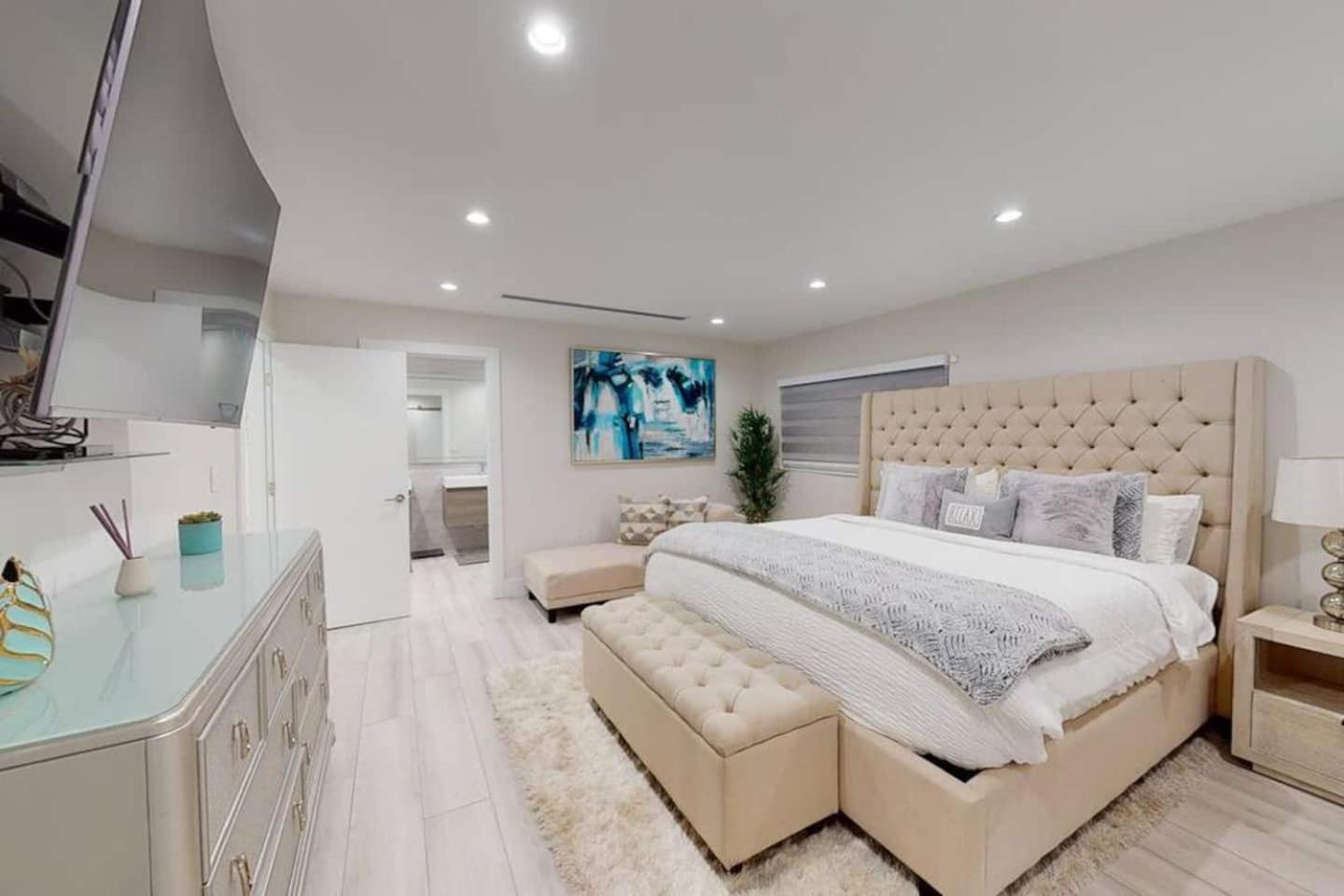 Spacious 6br Pool, Bb Court & Near Airport L03 * Miami