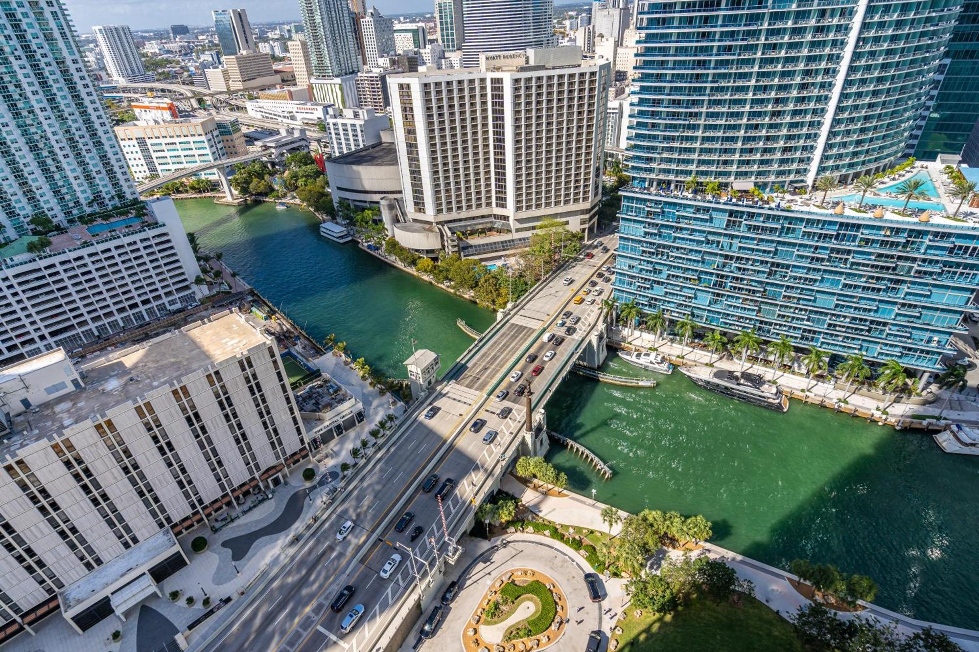 Apartment Luxurious At Icon With Views