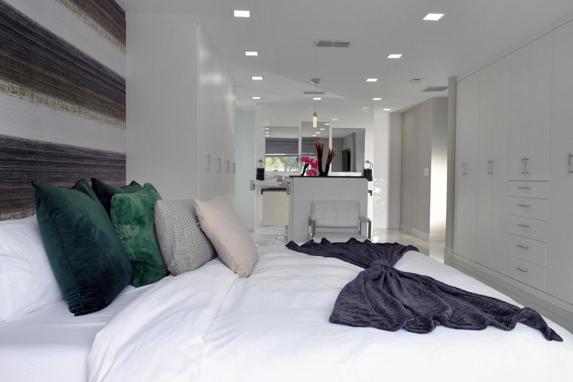 Luxurious With Bbq, Hot Tub, Heated Pool & Wifi - L36 *