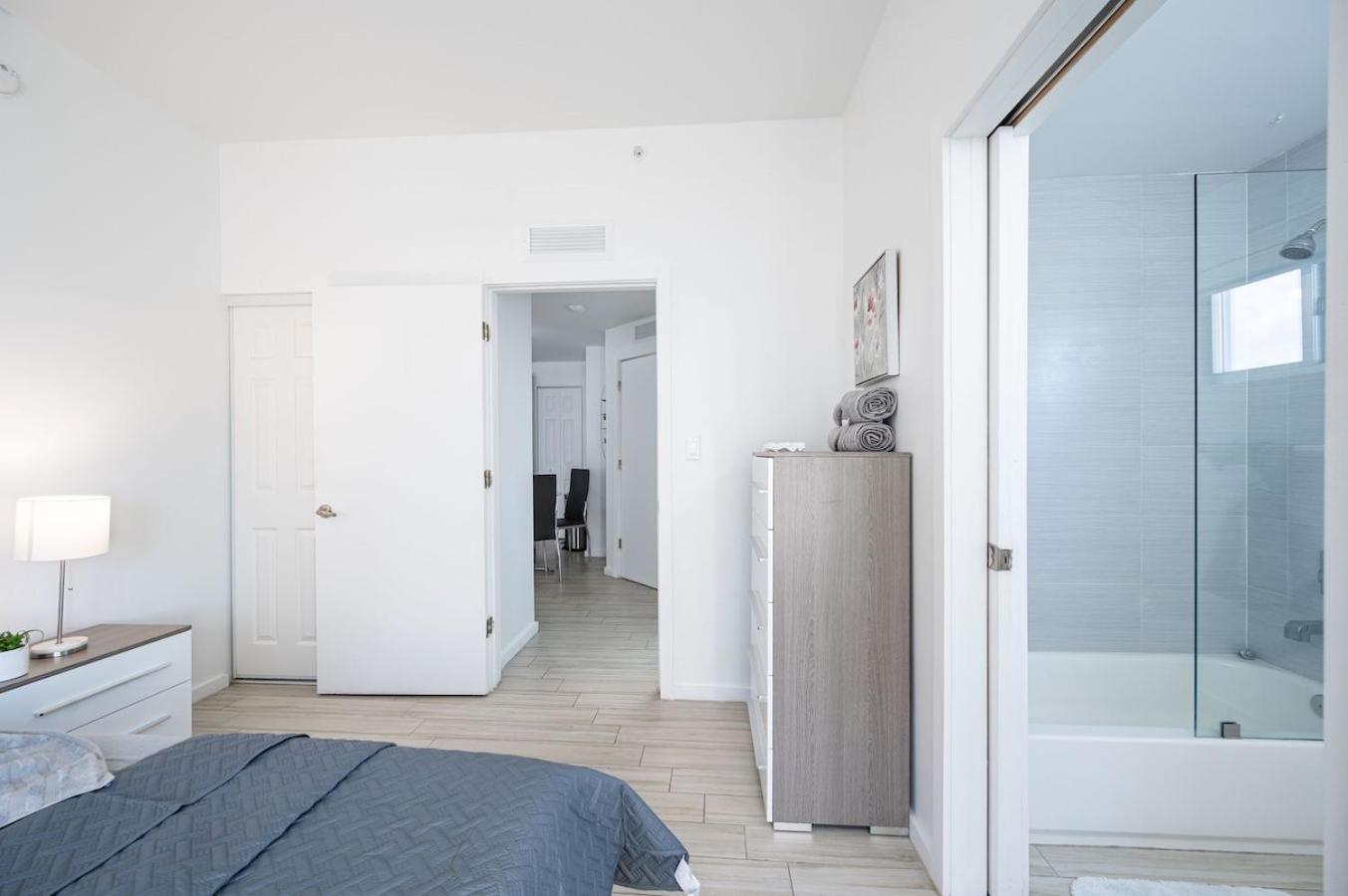 Apartment Subtle 2 Bed In Edgewater Downtown With Free Parking Miami