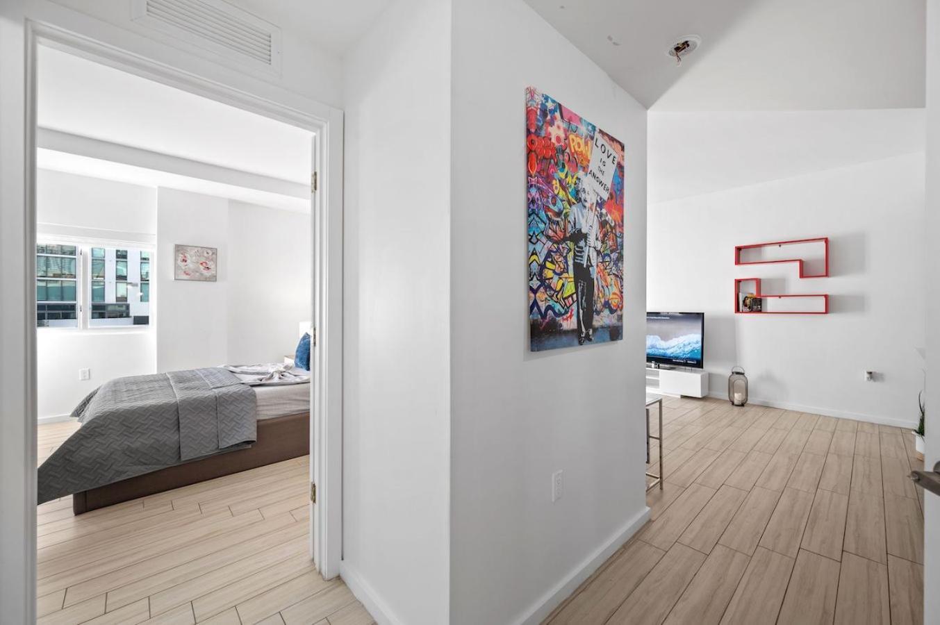 Subtle 2 Bed In Edgewater Downtown With Free Parking * Miami