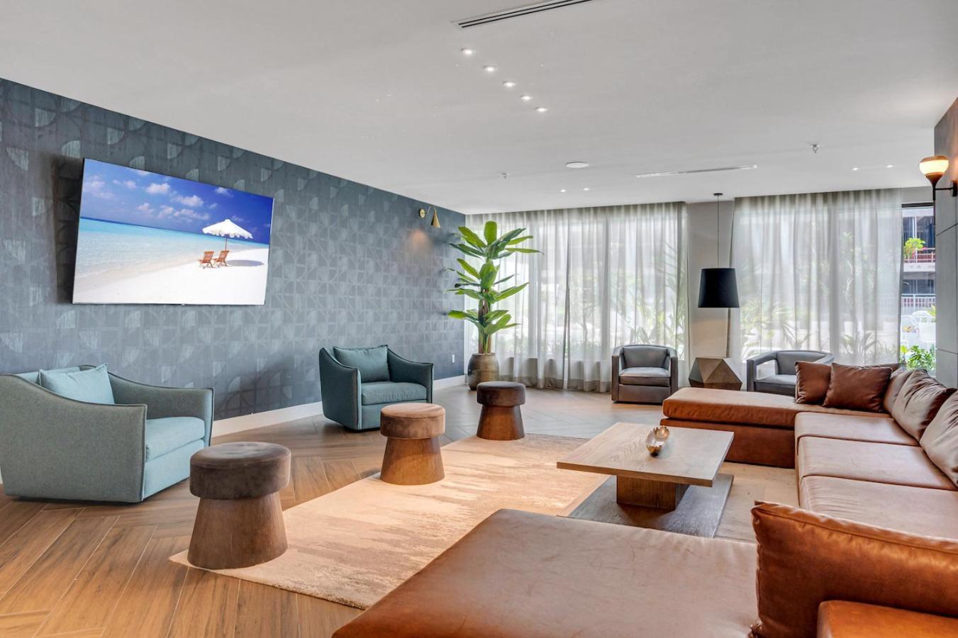 Amazing 2 Bd Downtown Mins From Brickell With Free Parking Miami