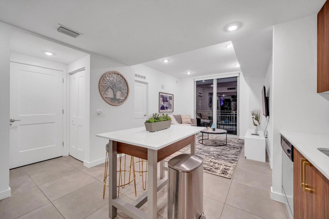 Apartment Exclusive In Downtown With Pool Views And Free Parking Miami