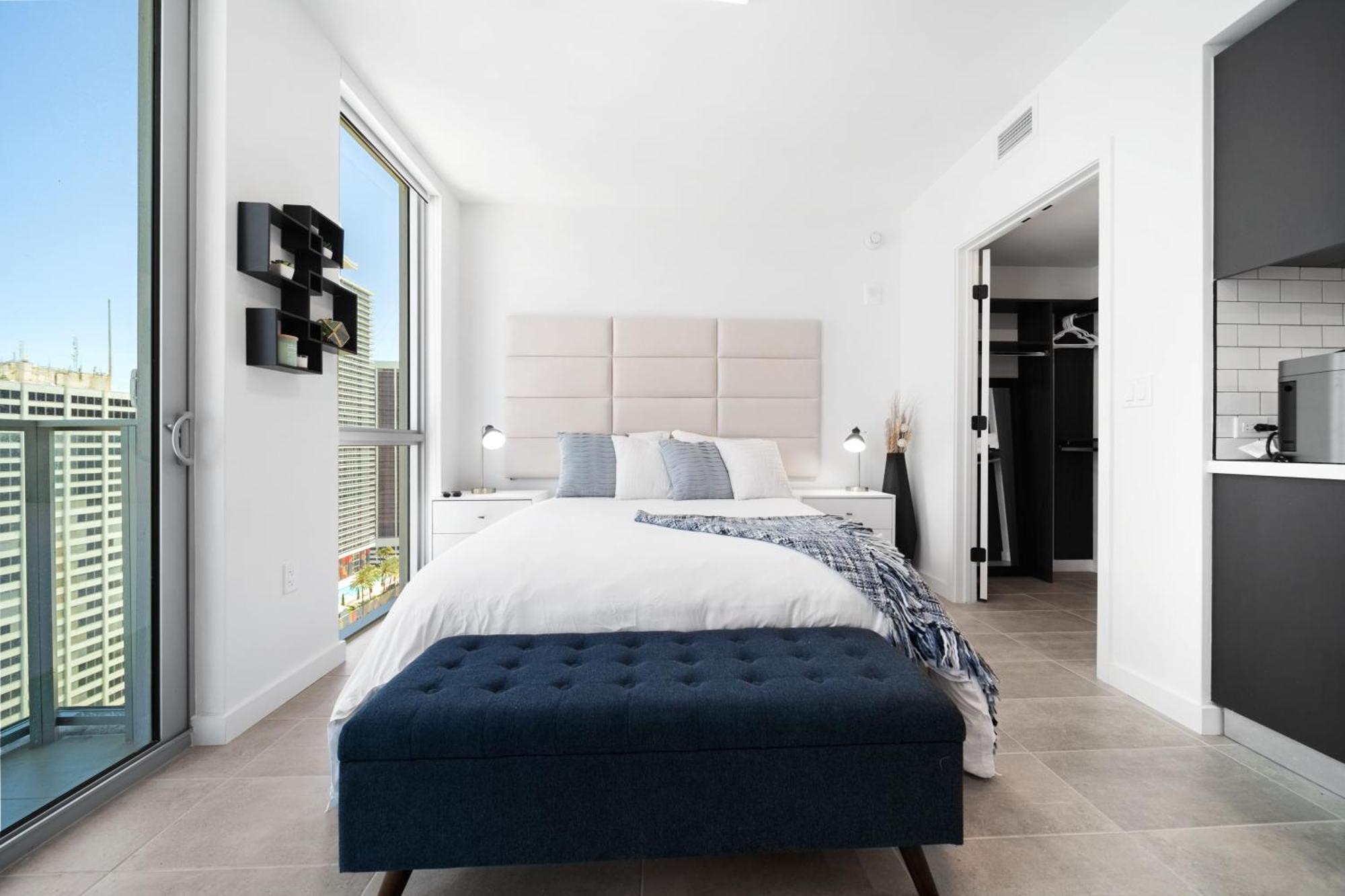 227 Condominium By Ionica Apartment *