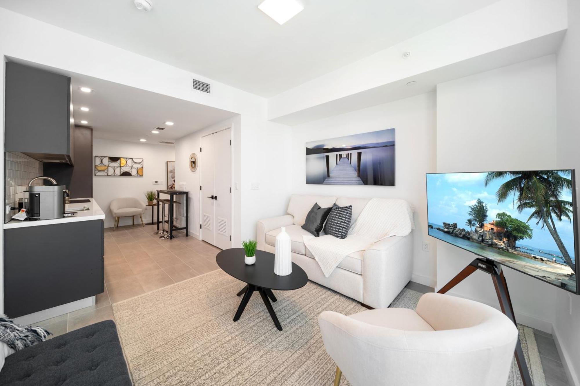 227 Condominium By Ionica Apartment