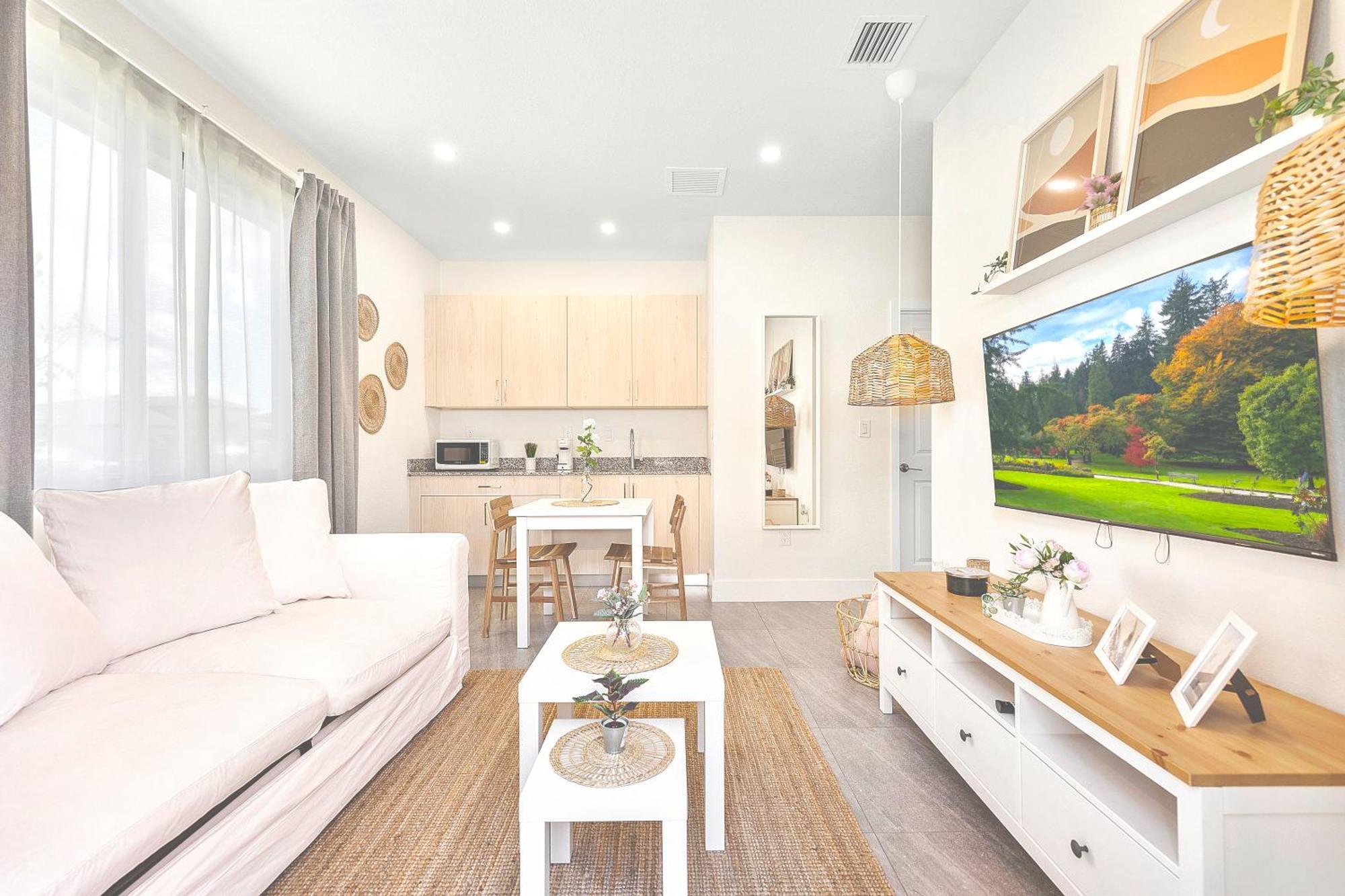 Avi Lux Apartment