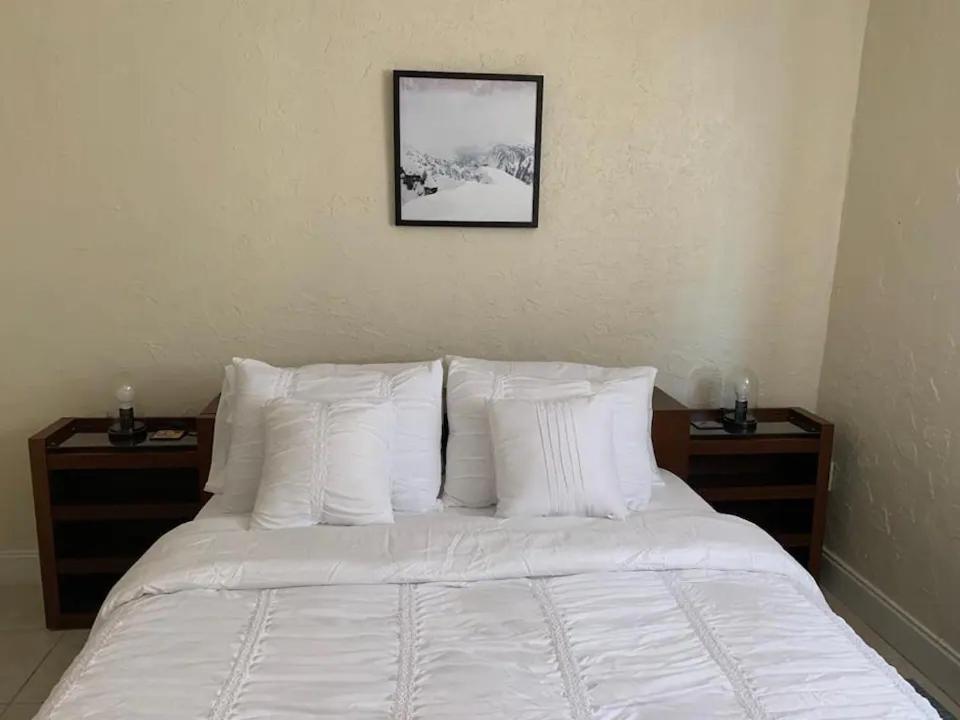 Private Close To Airport - Free Parking - 01 * Miami