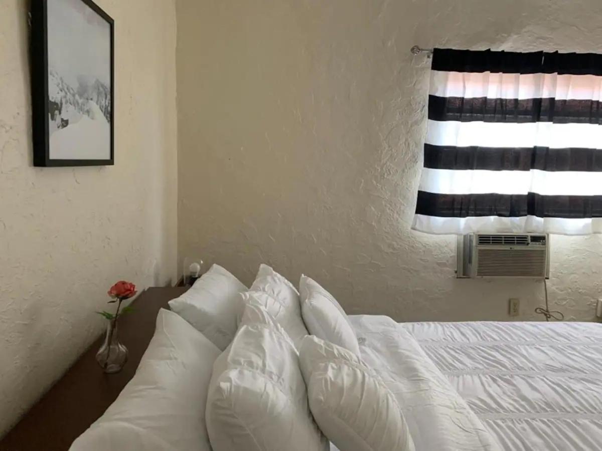 Homestay Private Close To Airport - Free Parking - 01