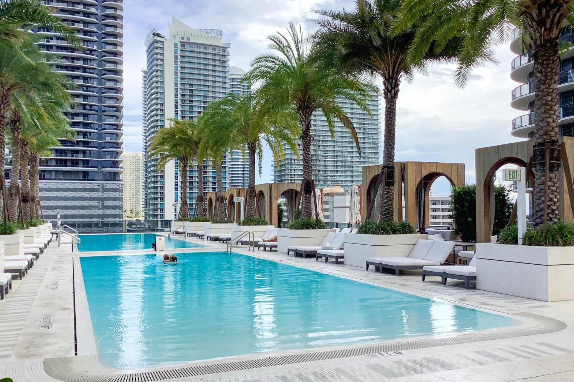 Apartment Wonderful King With Pool At Sls Lux Brickell