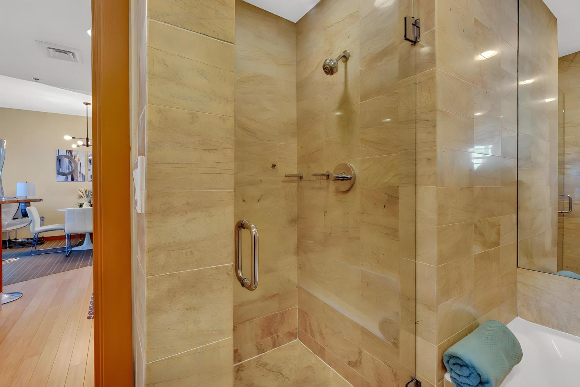 Brickell Bliss - Luxury *