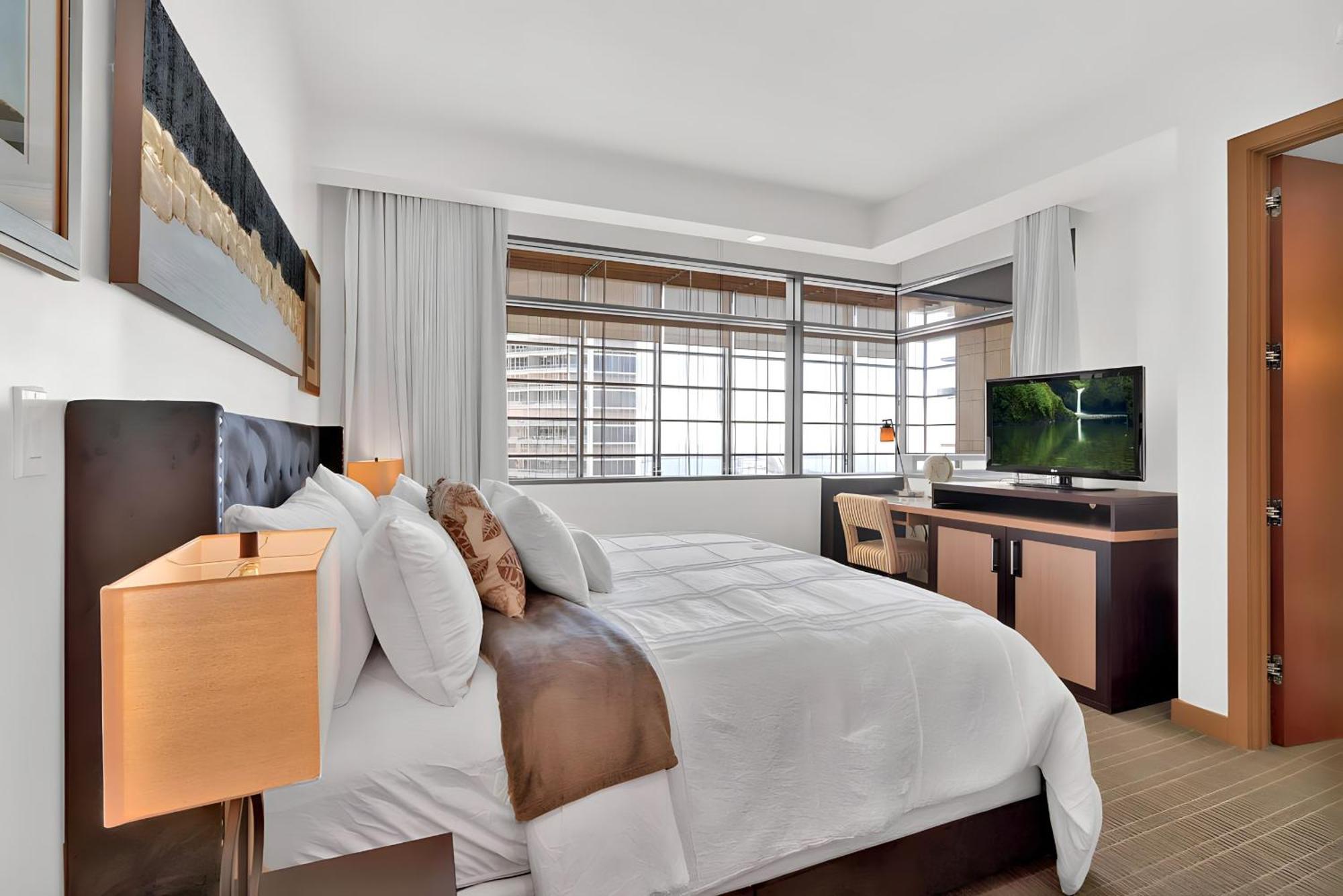 Brickell Bliss - Luxury Apartment