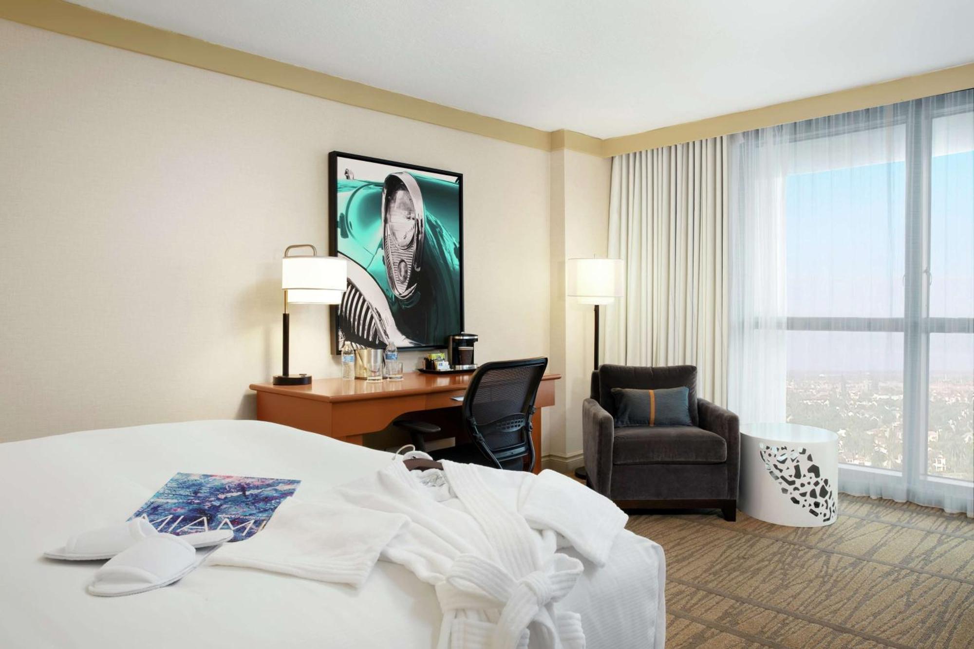 Doubletree By Hilton Miami Airport & Convention Center