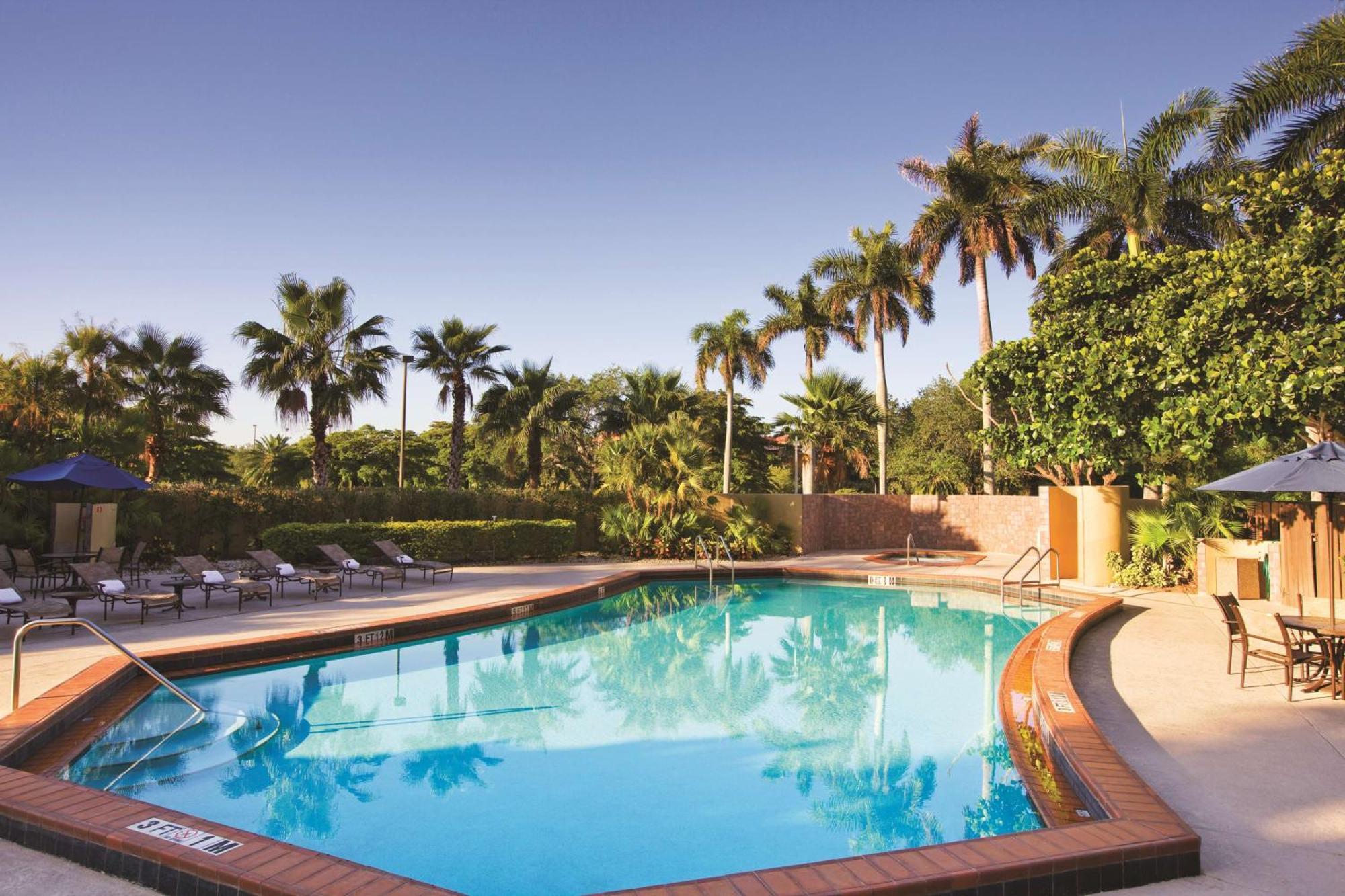 Doubletree By Hilton Miami Airport & Convention Center