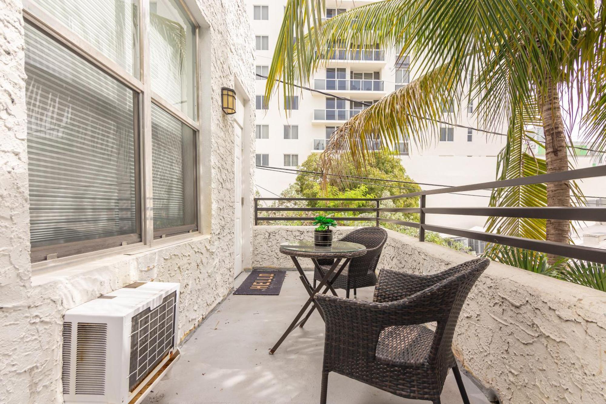 Apartment Midtown - Wynwood Area With Balcony - Art District Near Beach