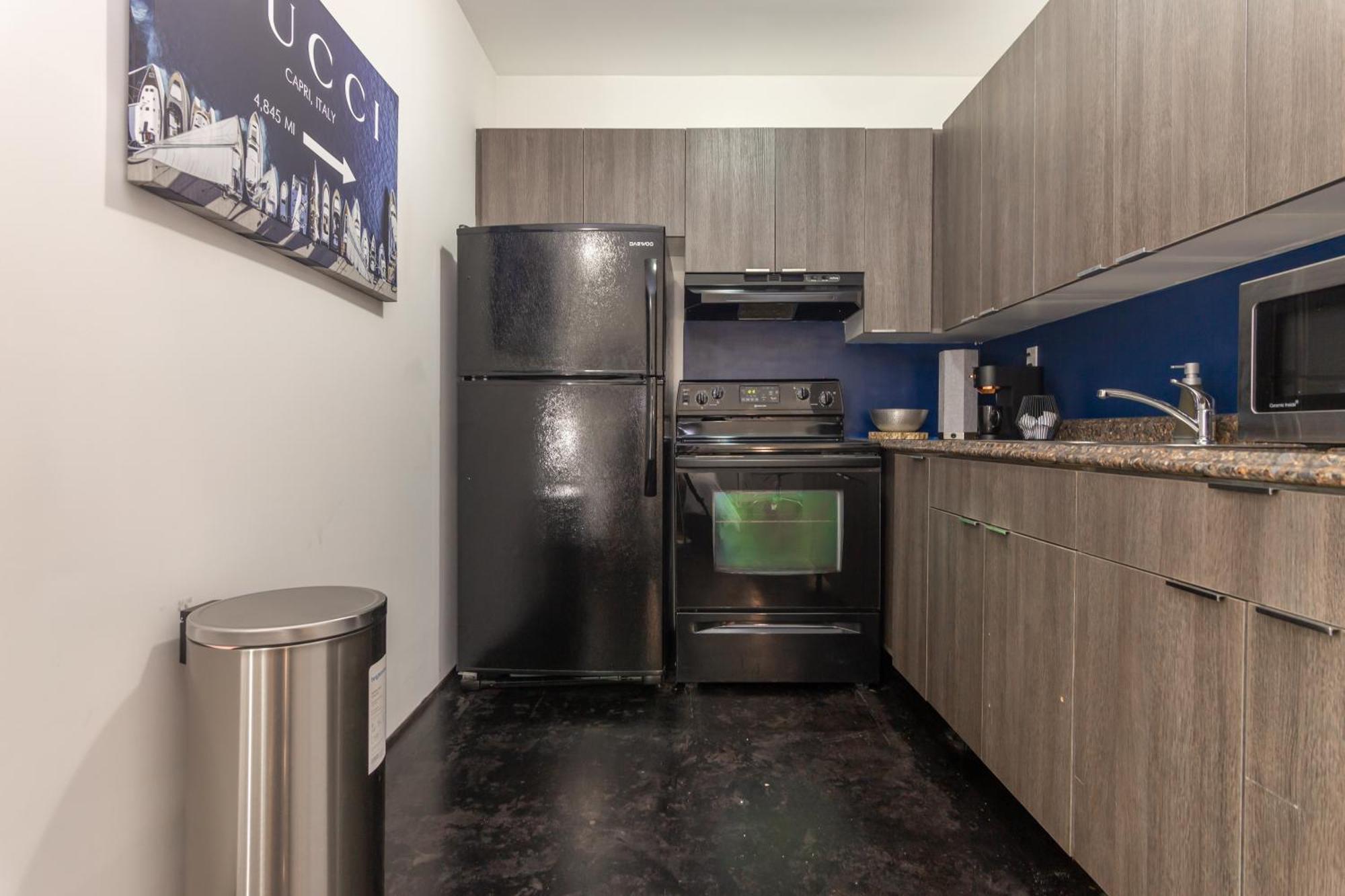 Midtown - Wynwood Area With Balcony - Art District Near Apartment