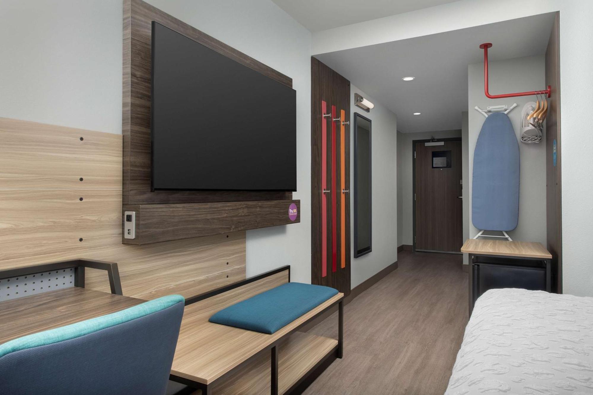Home2 By Hilton Miami Airport South Blue Lagoon Hotel Miami Springs